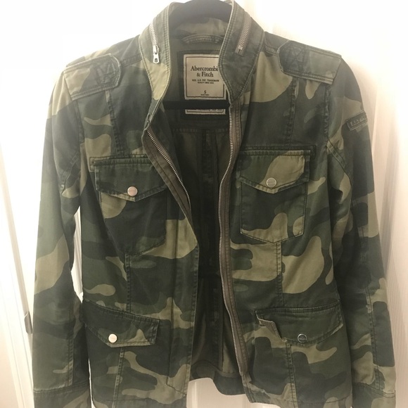 abercrombie and fitch camo jacket